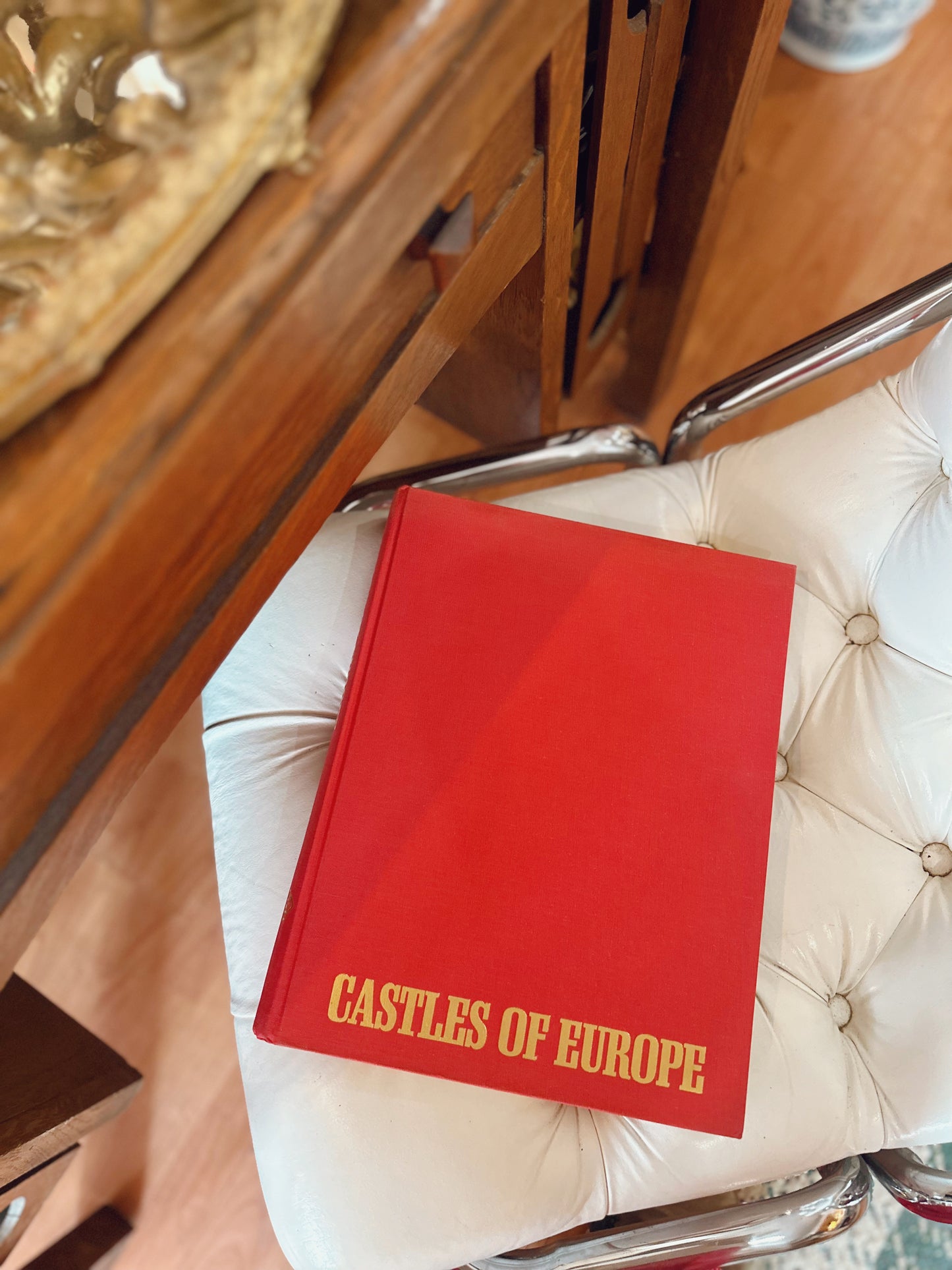 Castle of Europe book - from Charlemagne to the Renaissance