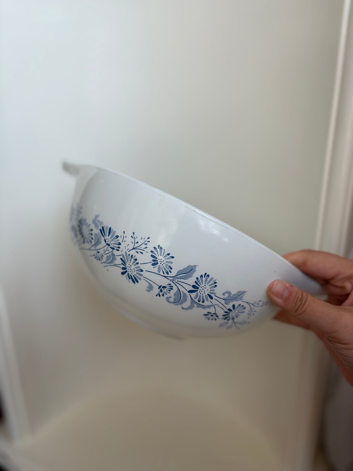 Pyrex Colonial Mist Cinderella Bowl 443