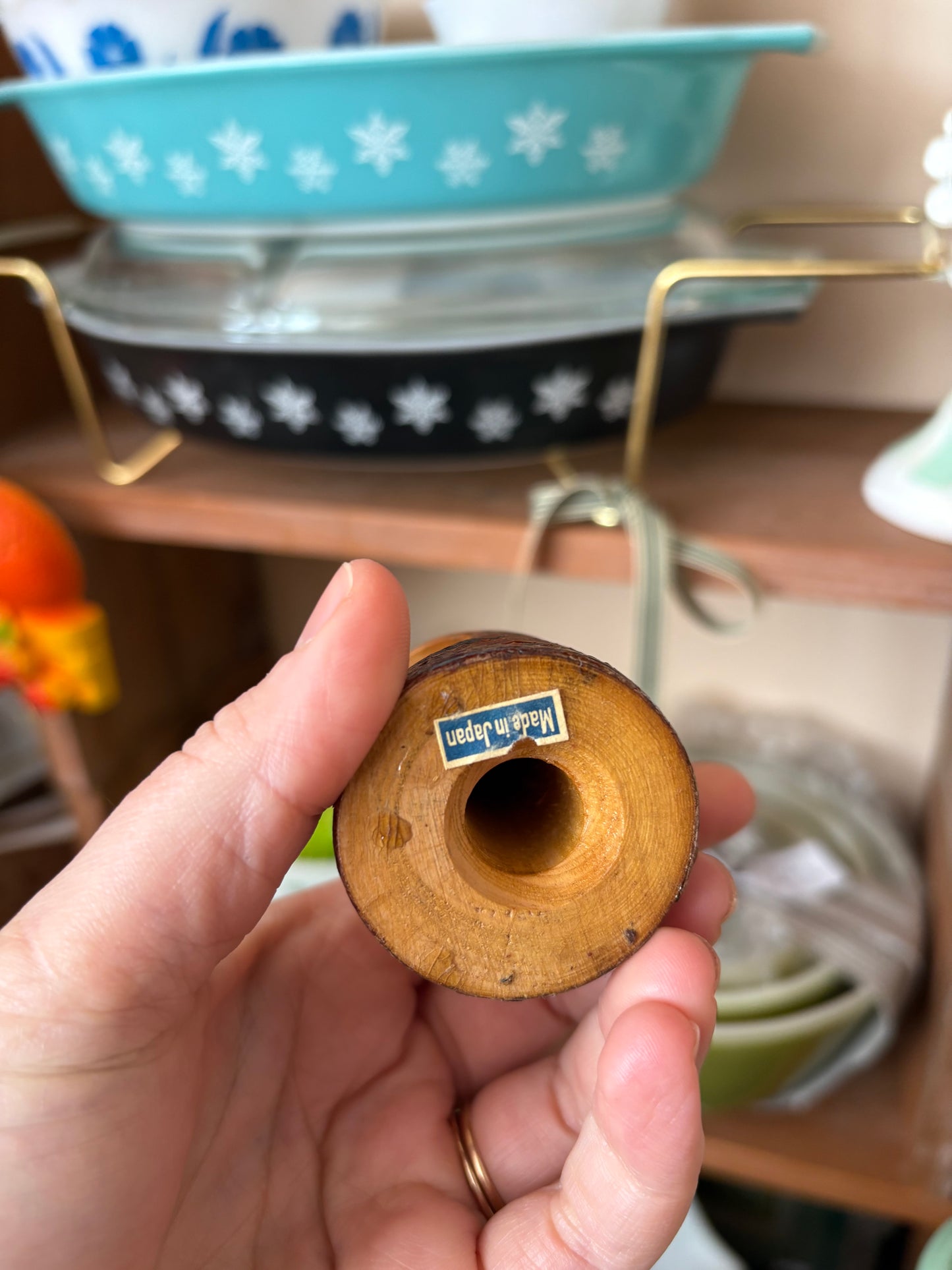 Wood deer cutout salt & pepper shaker set - Made in Japan