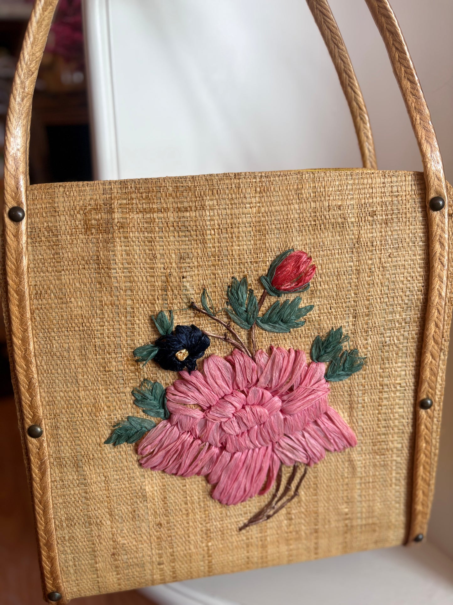 Vintage Rattan purse with floral details