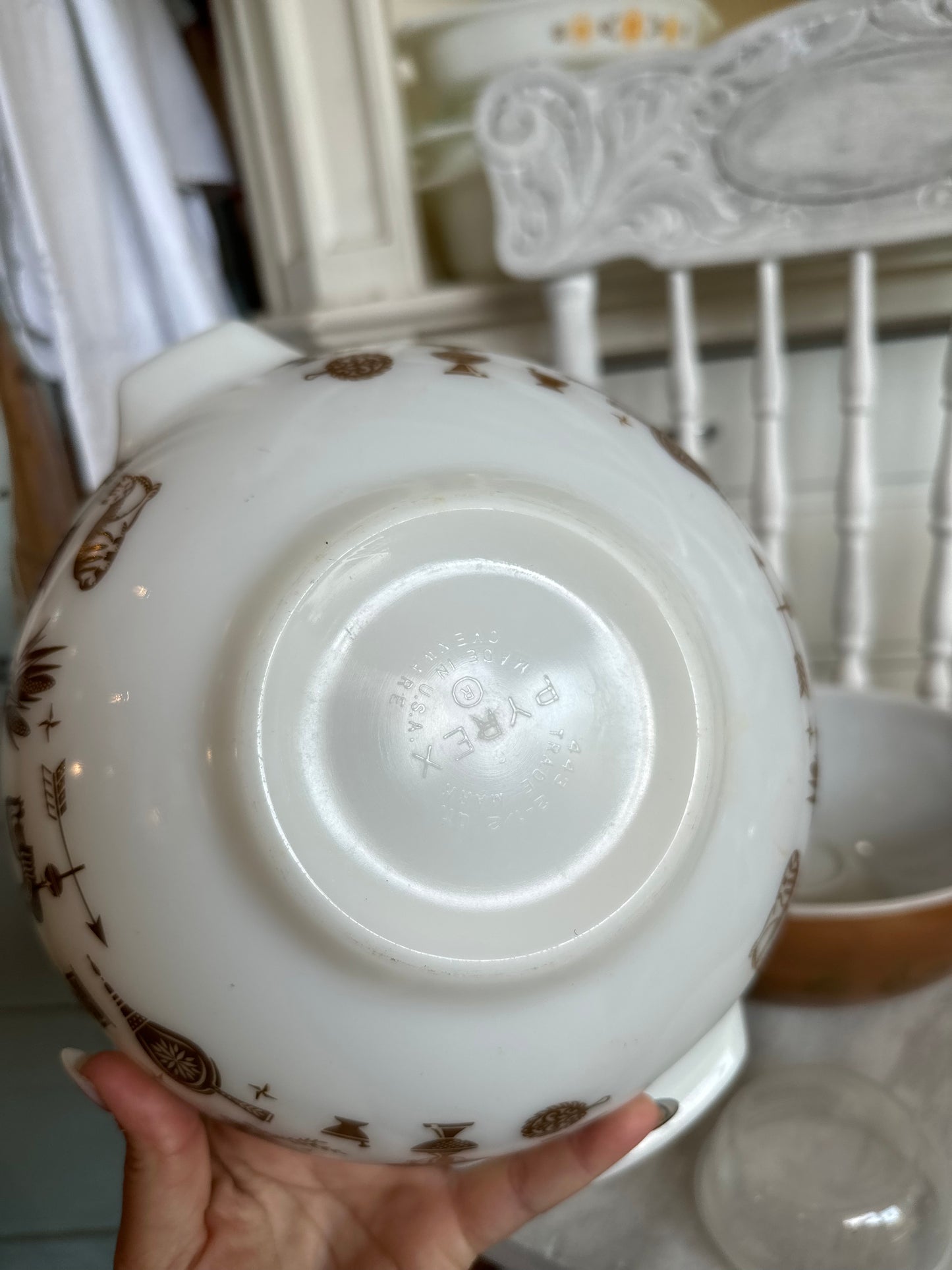 Early American Pyrex cinderella bowl 4 piece set