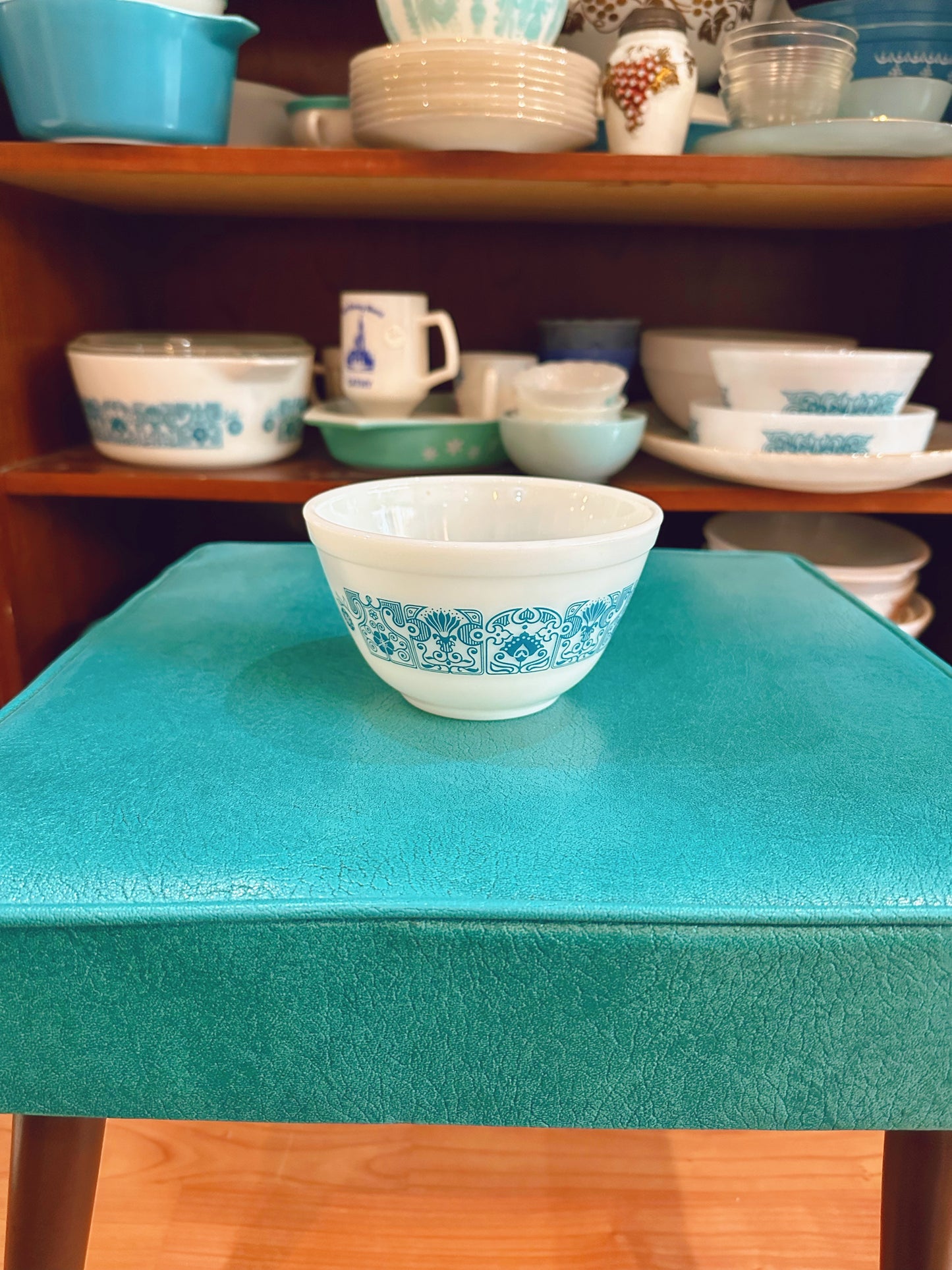 Blue Horizon Pyrex Mixing Bowl 401