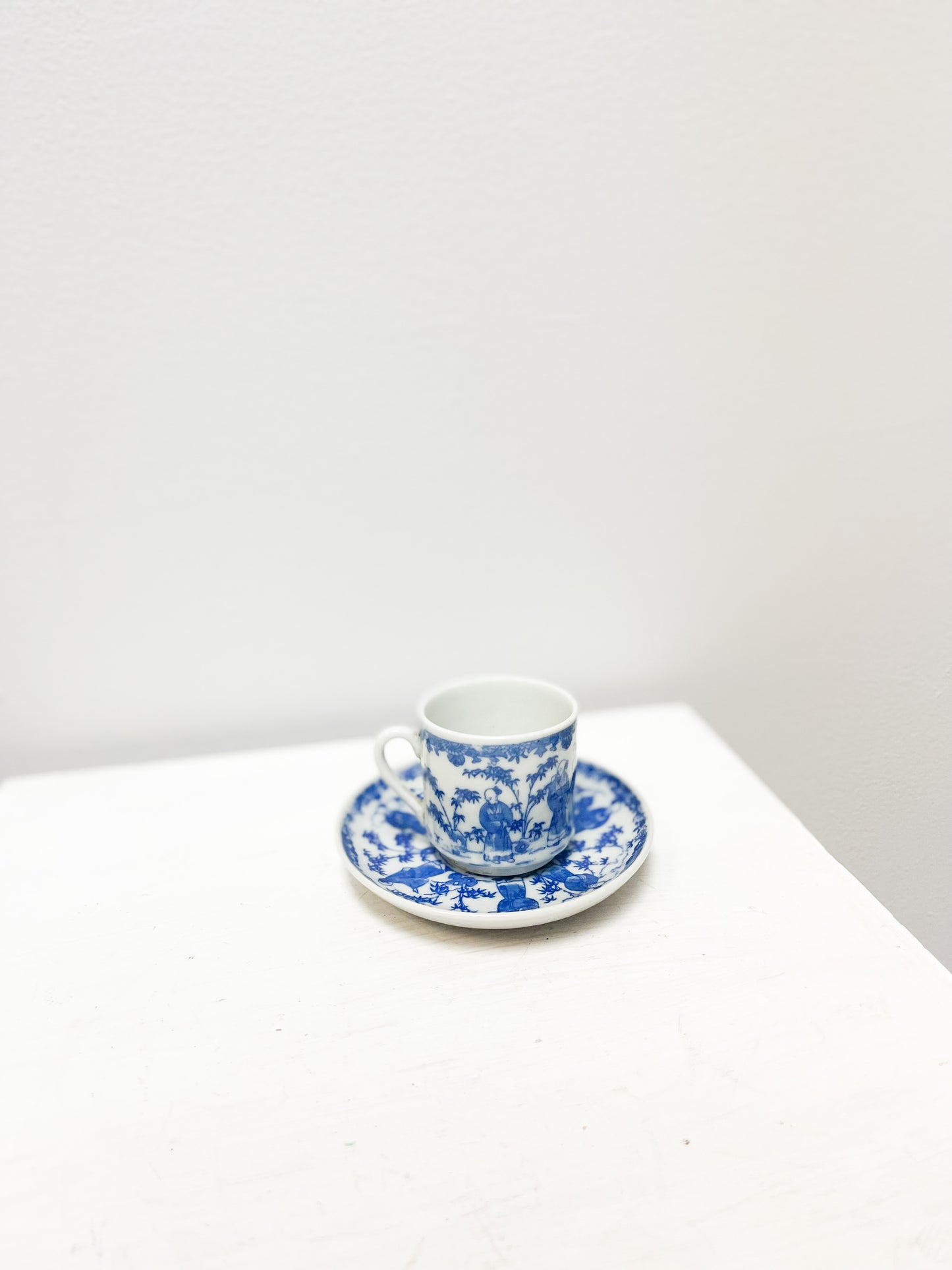 Small blue & white Demitasse cup