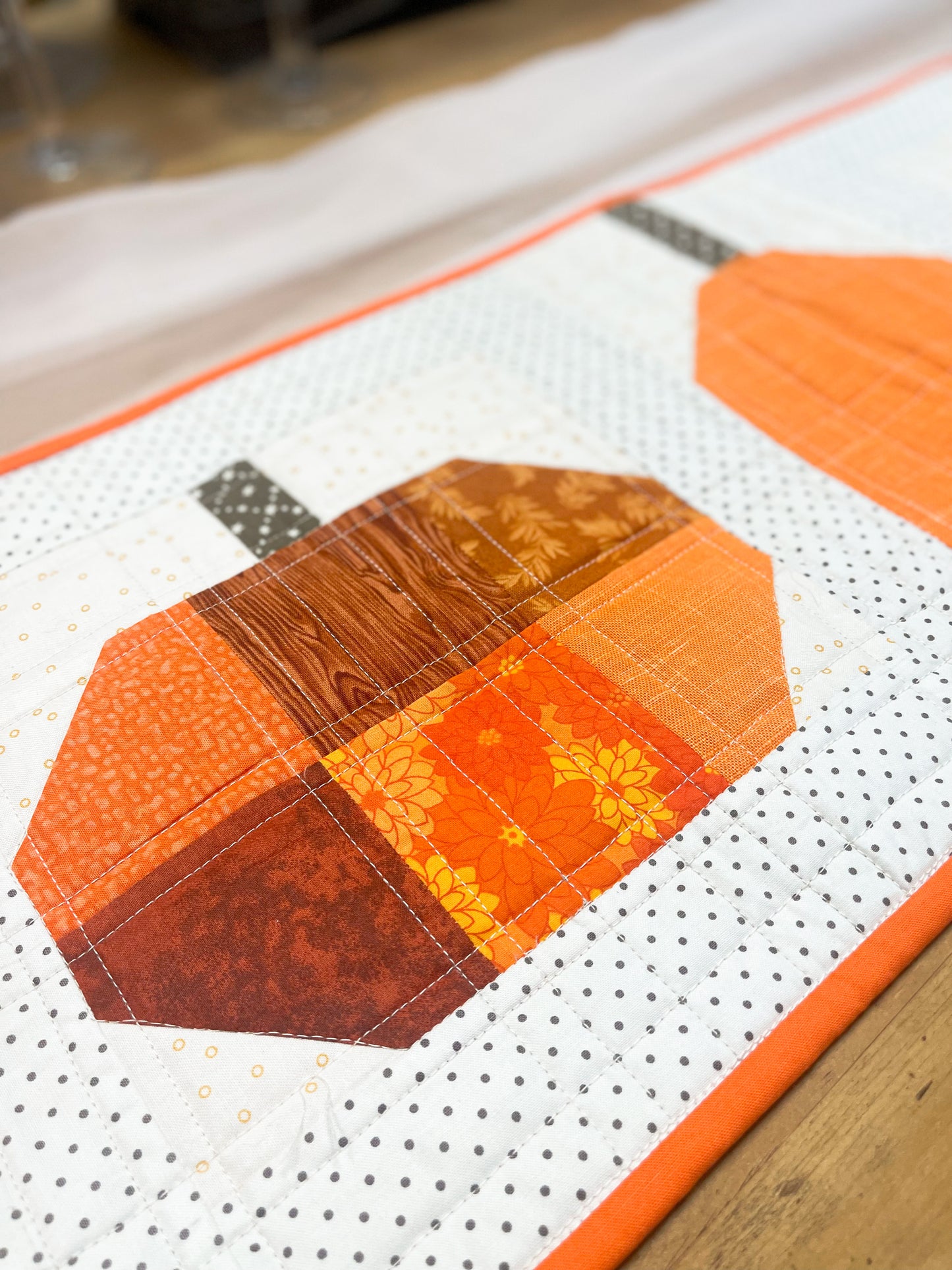 Quilted Pumpkin Table Runner