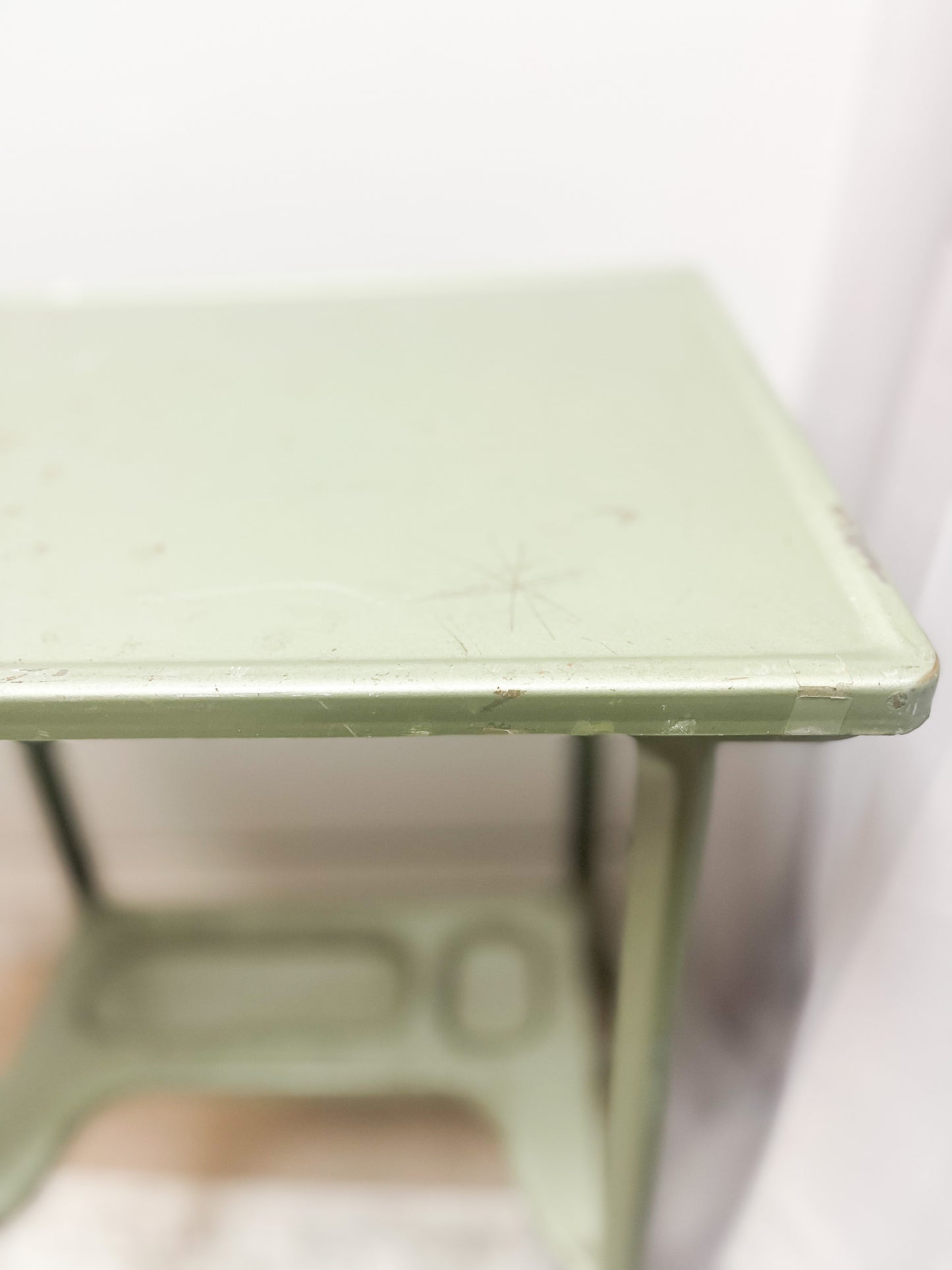 Green Metal Rolling Desk