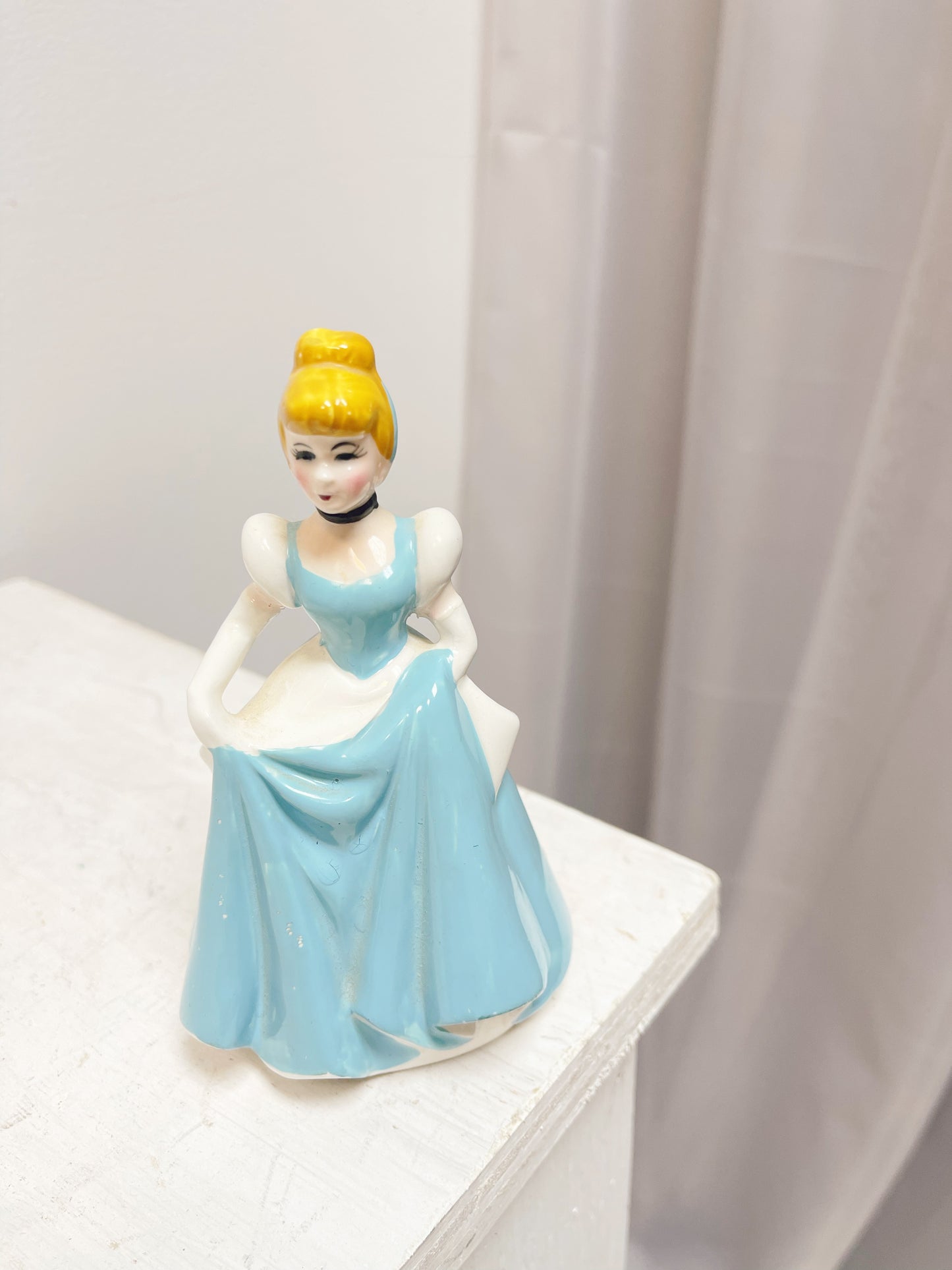 Walt Disney Productions Japan - Cinderella Figurine