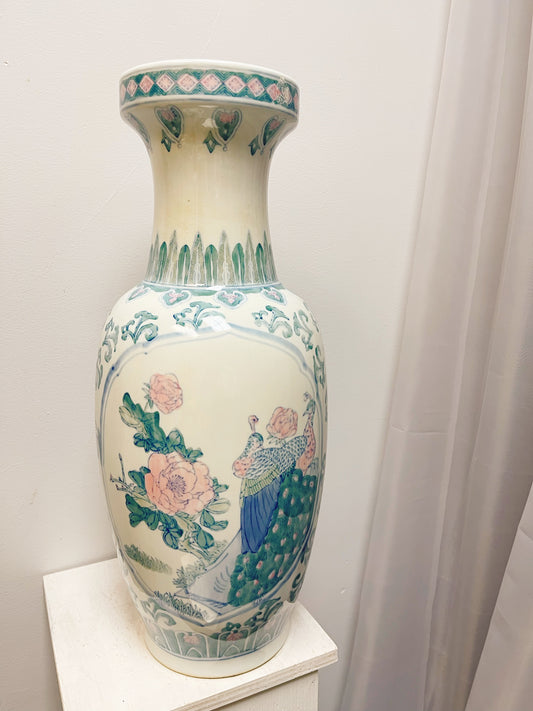 Modern hand painted Chinese vase