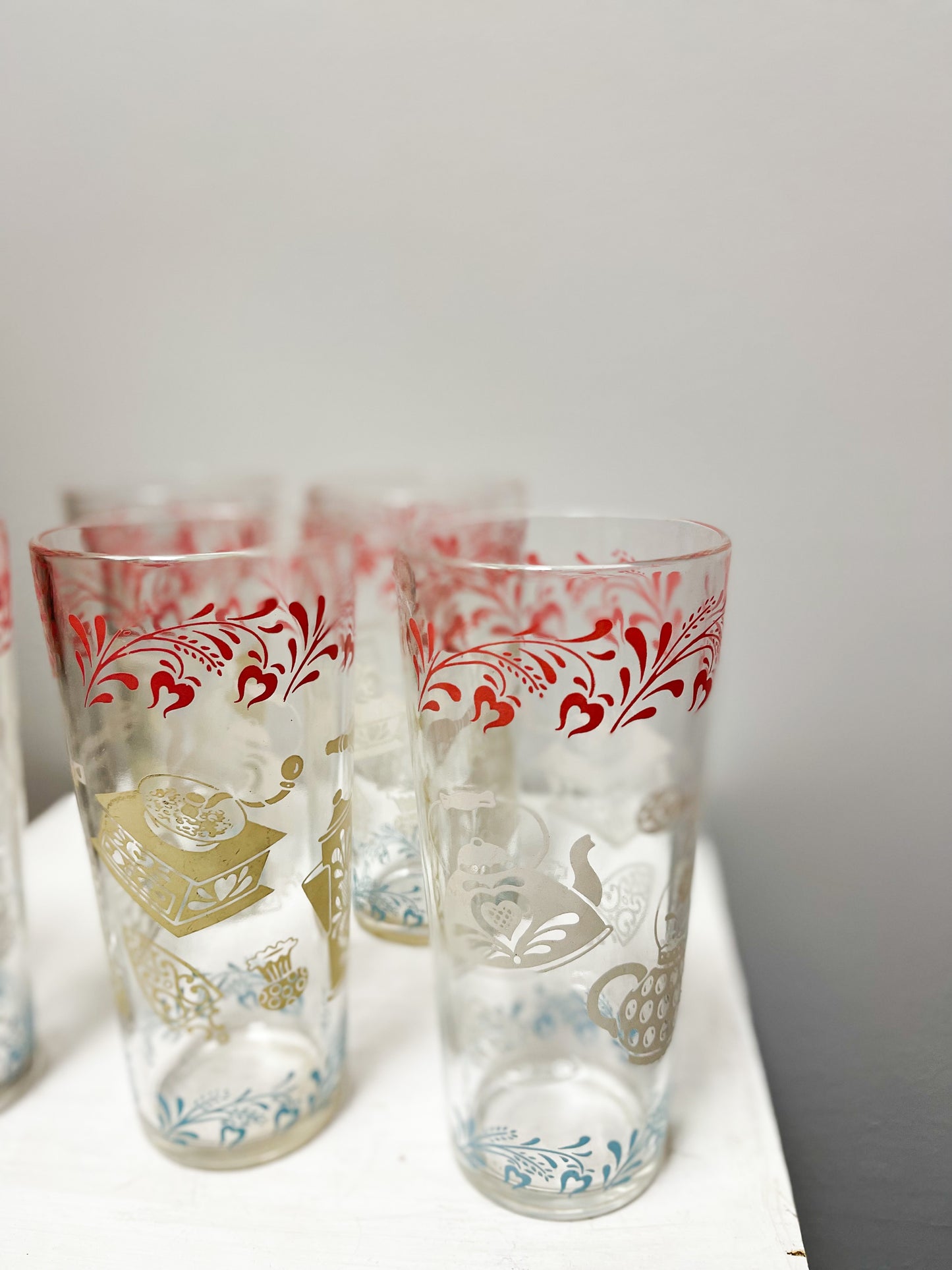 Set of 5 Hazel Atlas drinking glasses