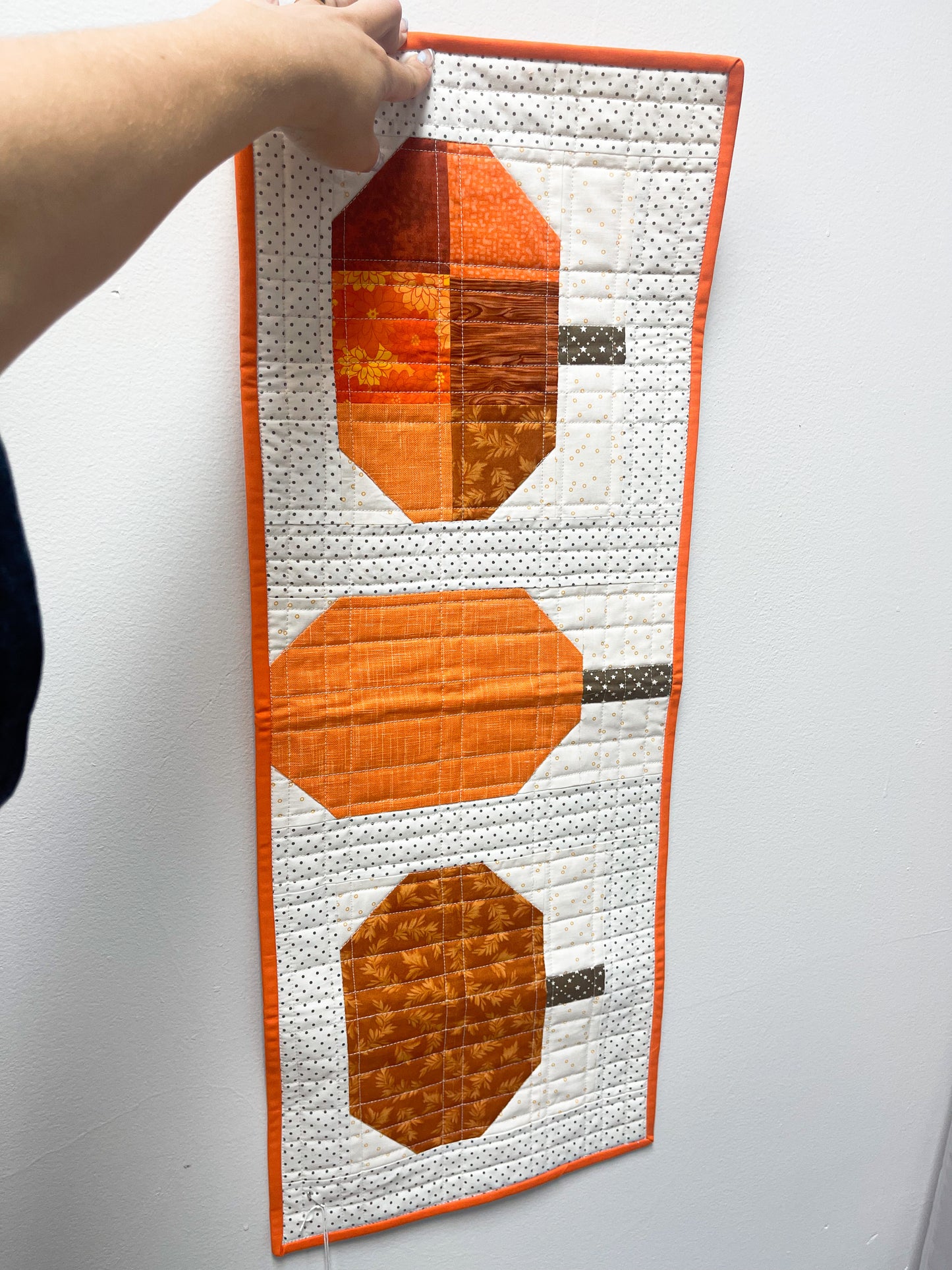 Quilted Pumpkin Table Runner