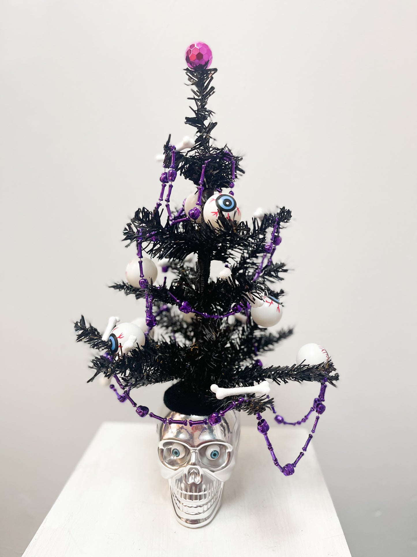 Halloween Tree with Silver Skull