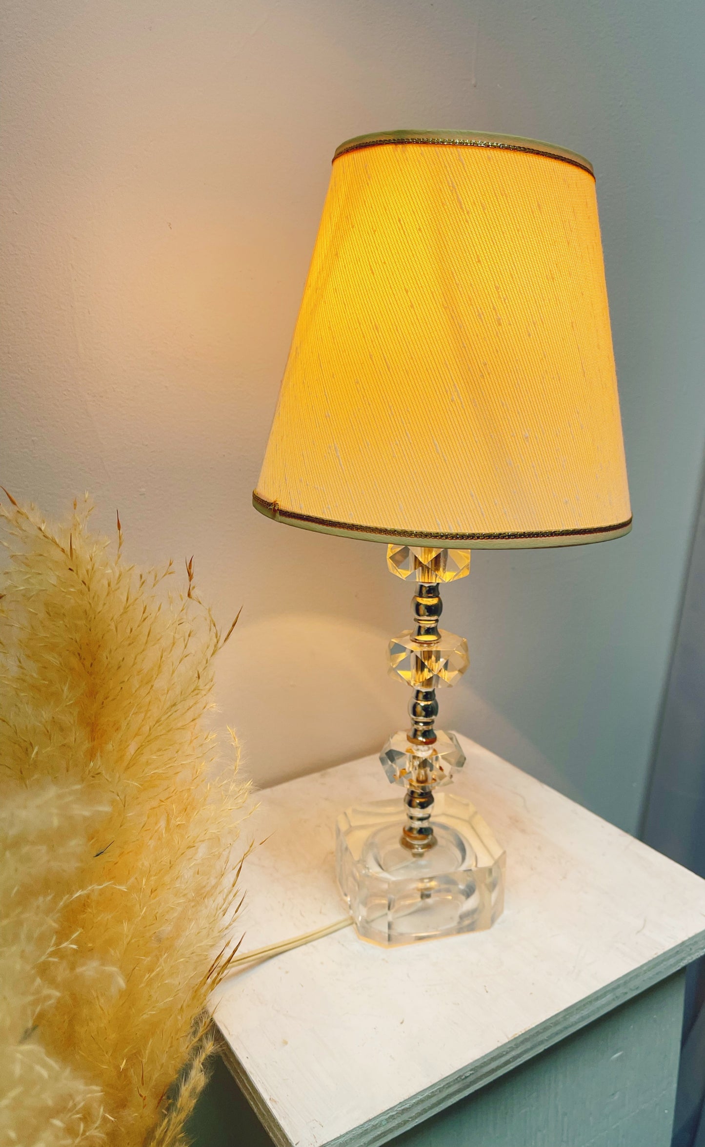 Vintage lamp vase + shade