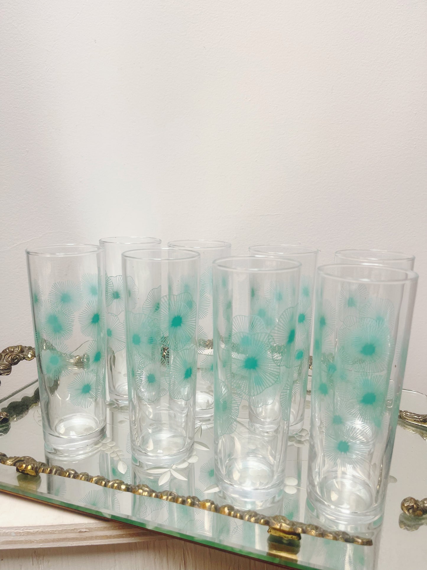 Set of 8 blue flower/ burst tall juice glasses