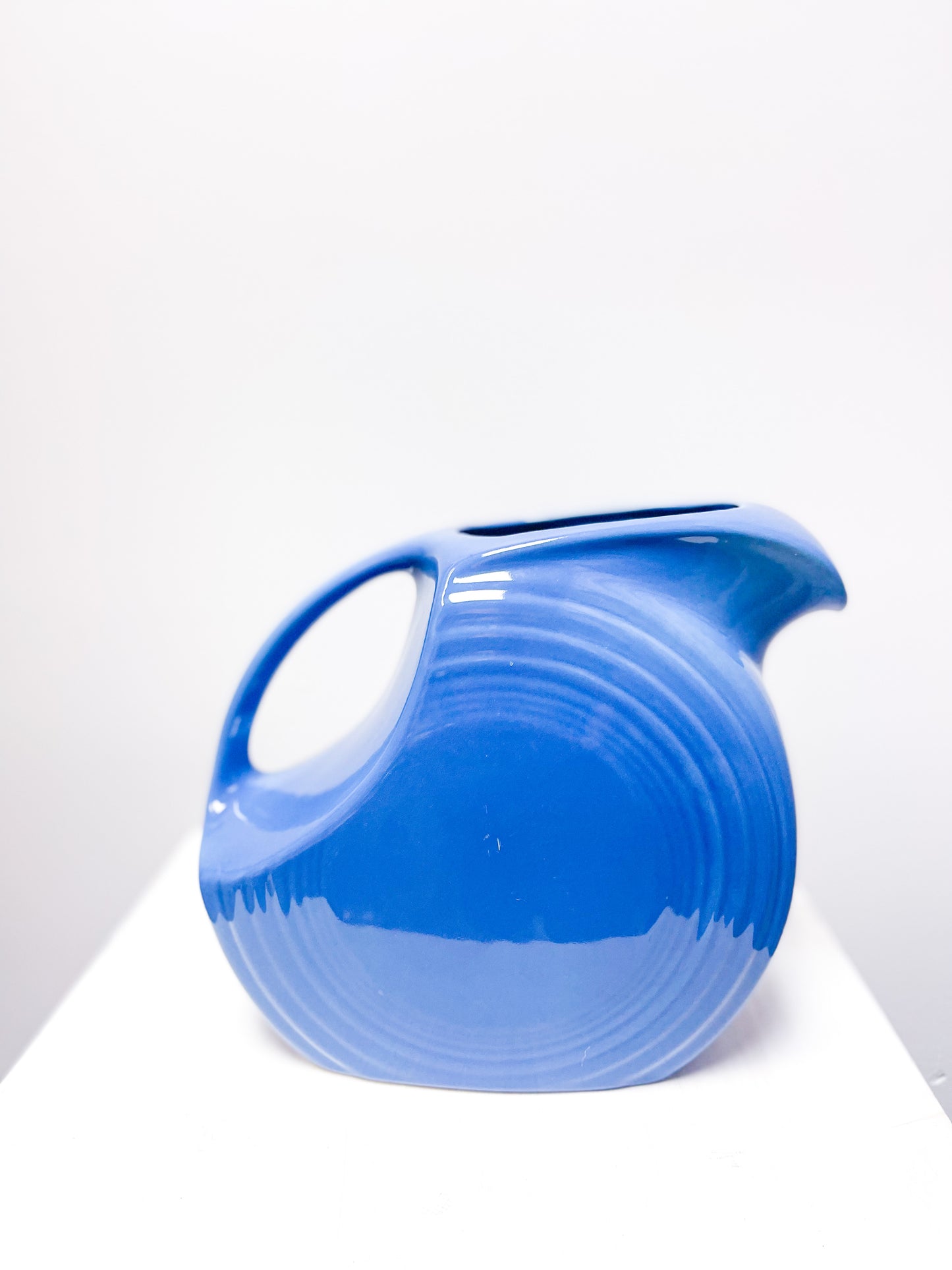 Dark blue Fiesta Jug