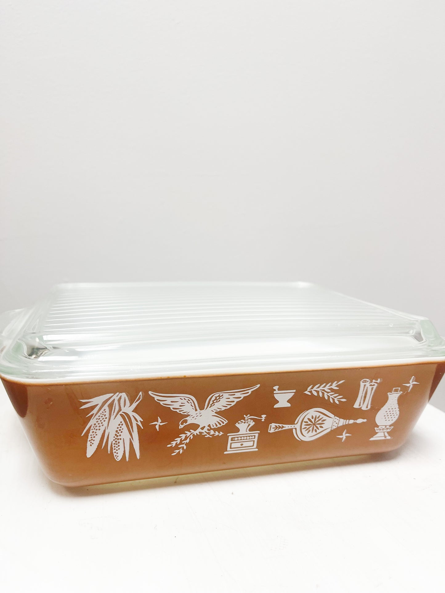 Pyrex Early American Fridgie Set