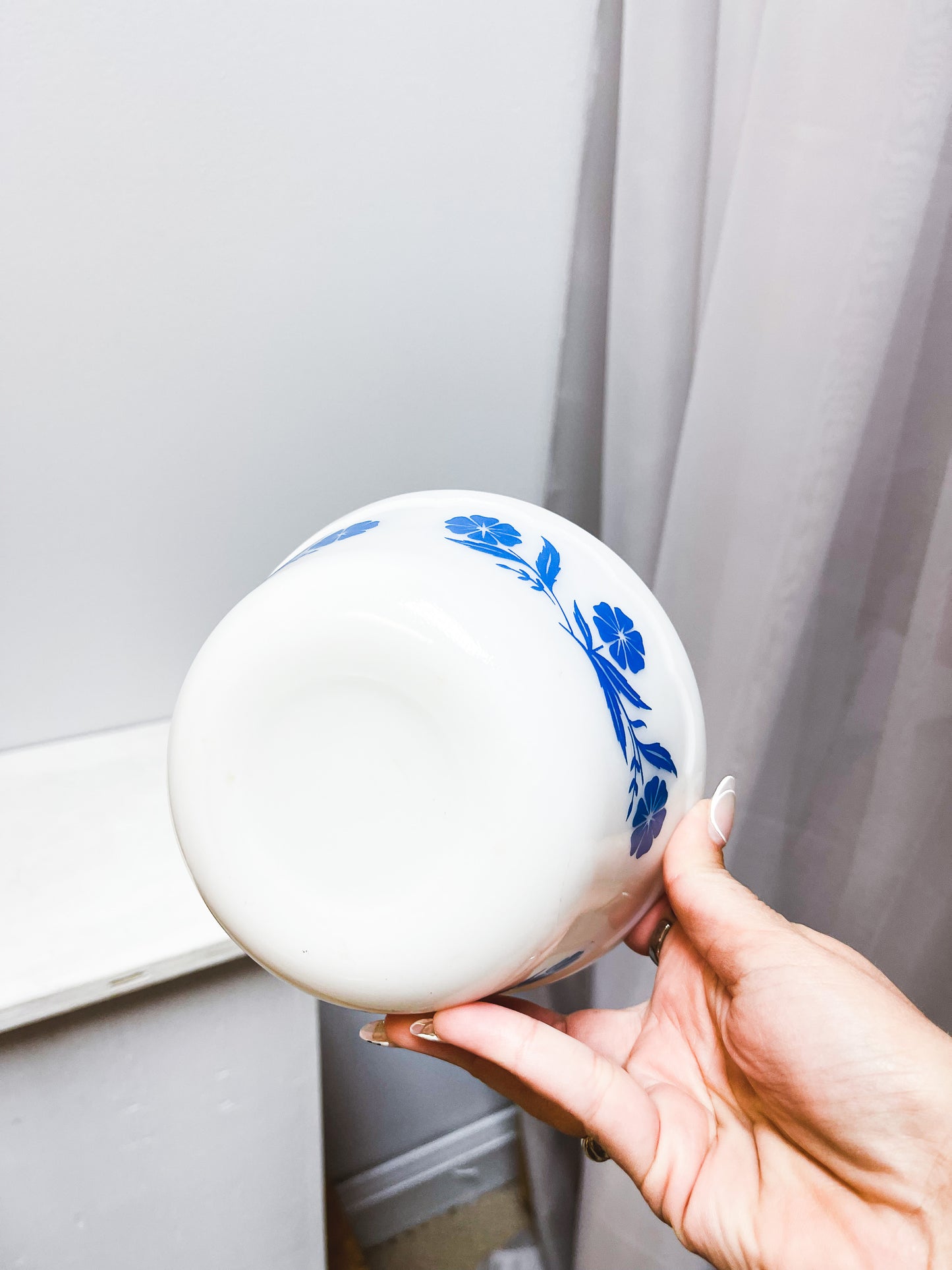 Small mixing bowl with blue floral pattern