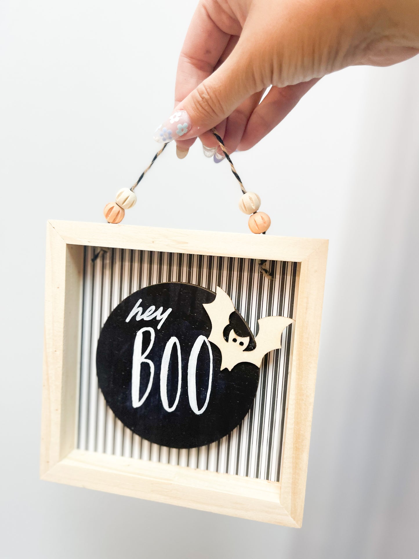 Hey Boo Sign with Stripe Background